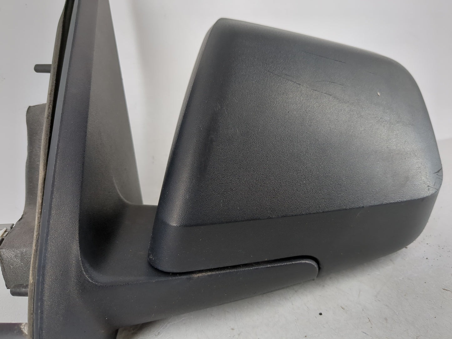 2008-2009 Mercury Mariner Passenger Right Side View Manual Door Mirror - Oemusedautoparts1.com