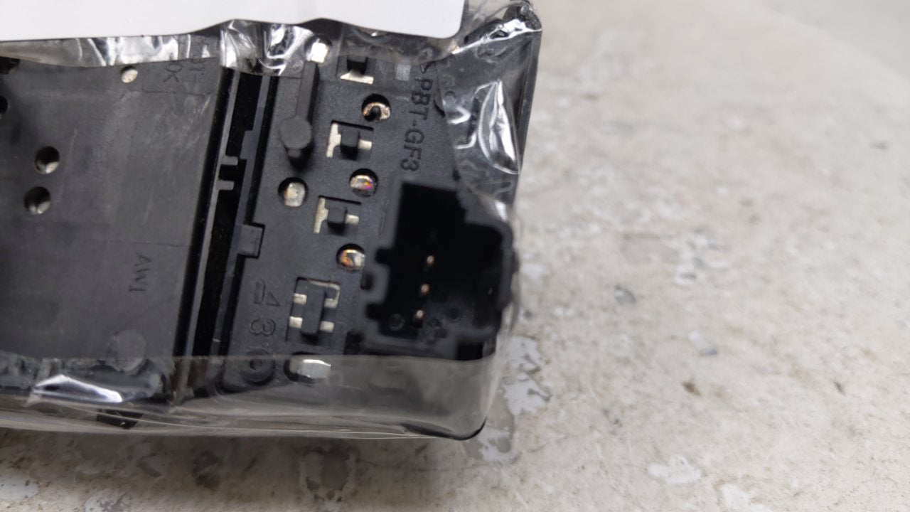 2008 Mercury Mercury Master Power Window Switch Replacement Driver Side Left Fits OEM Used Auto Parts - Oemusedautoparts1.co