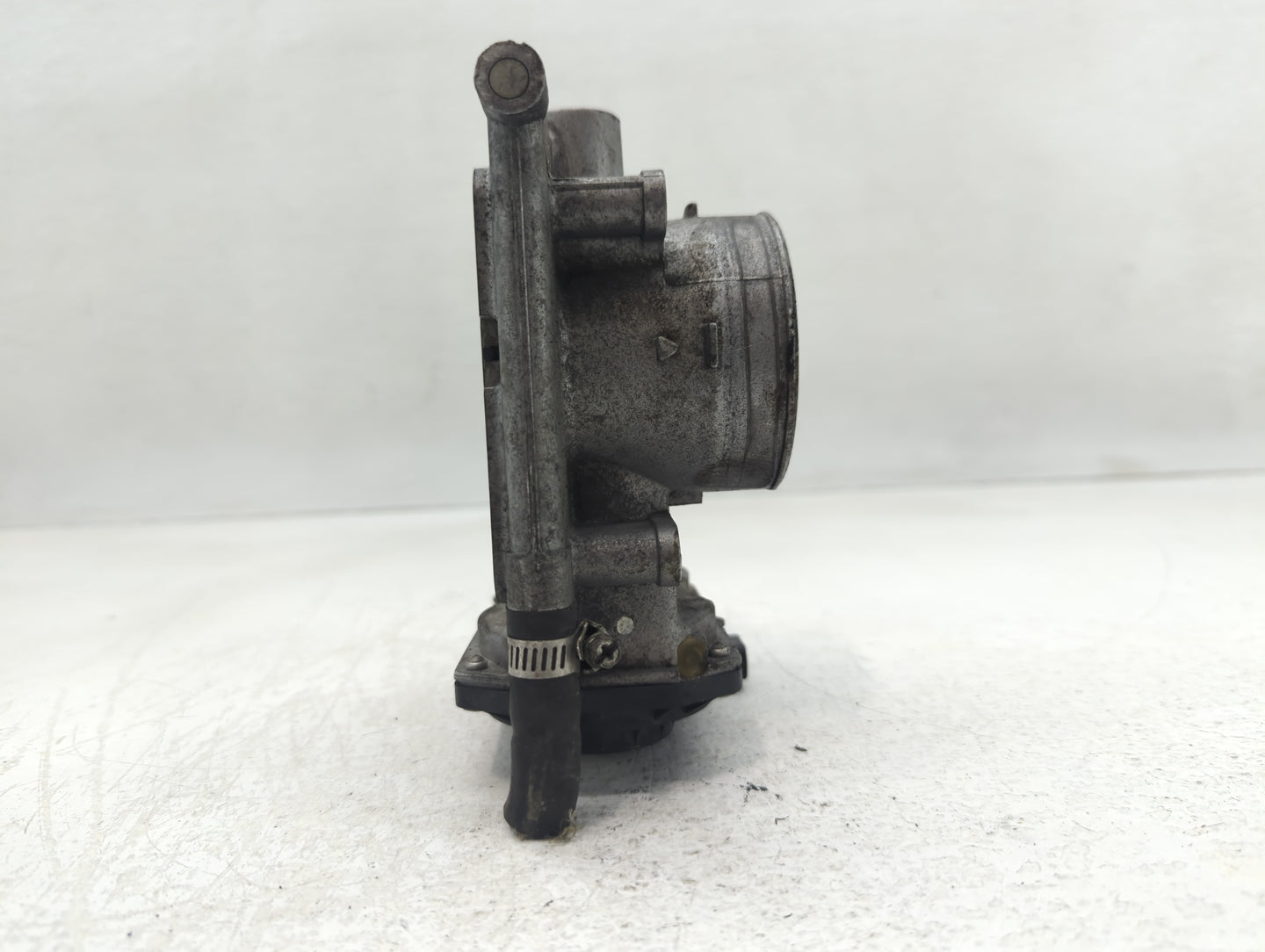 2006-2009 Mercury Milan Throttle Body P/N:093001950 Fits Fits 2006 2007 2008 2009 OEM Used Auto Parts - Oemusedautoparts1.co