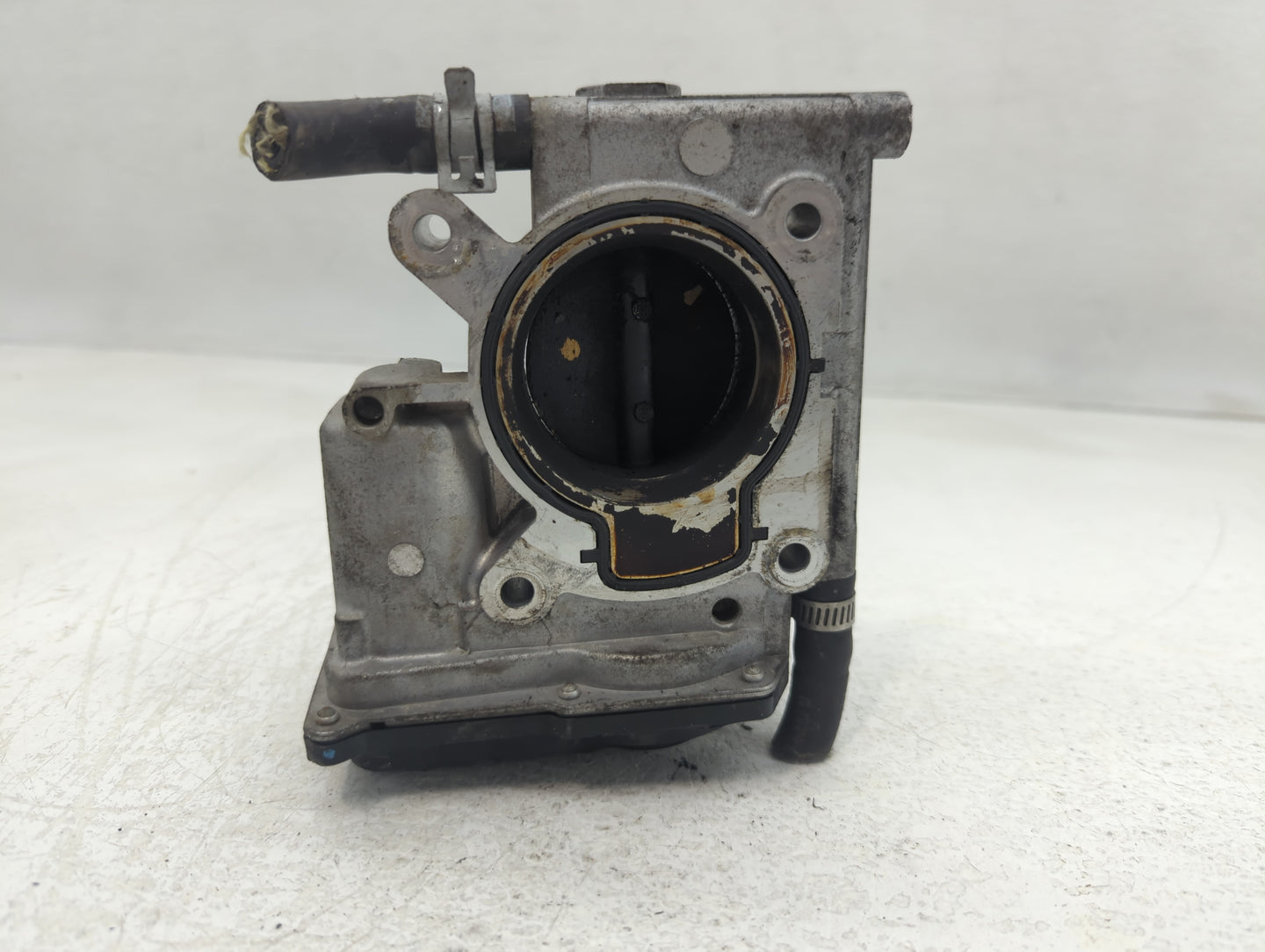 2006-2009 Mercury Milan Throttle Body P/N:093001950 Fits Fits 2006 2007 2008 2009 OEM Used Auto Parts - Oemusedautoparts1.co