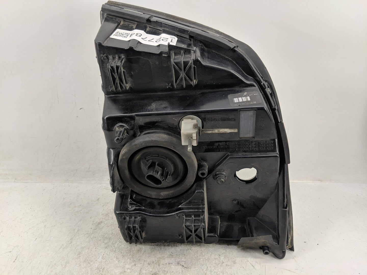 2006 Mercury Mountaineer Passenger Right Oem Head Light Headlight Lamp - Oemusedautoparts1.com