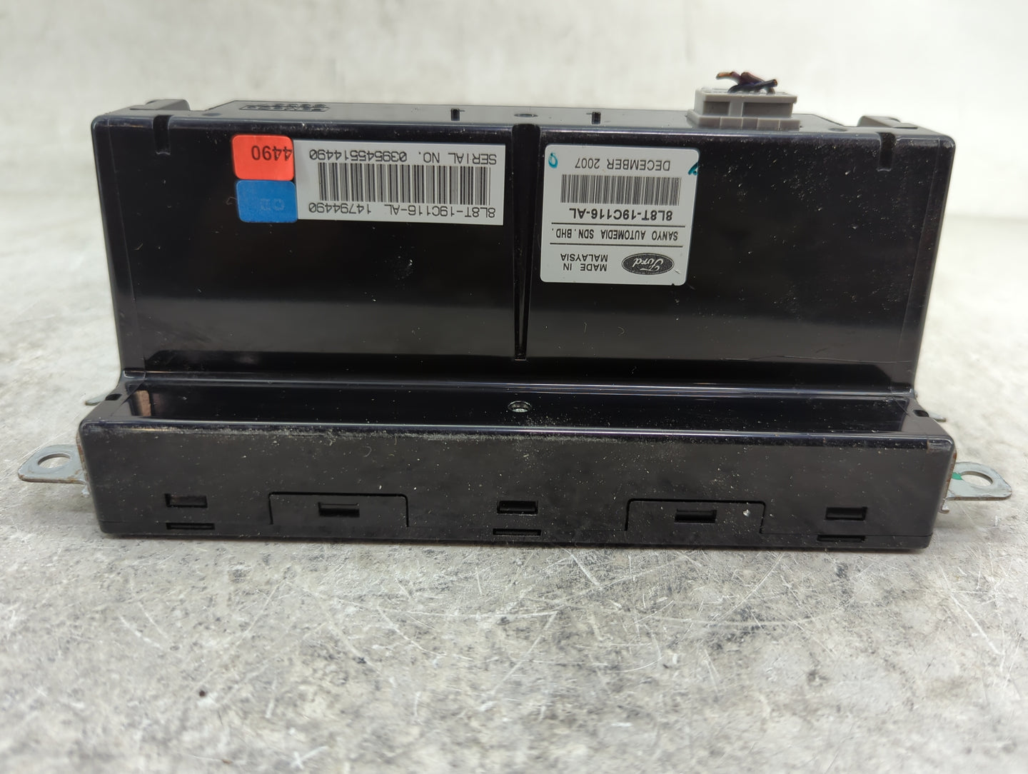 2008 Mercury Mountaineer Information Display Screen - Oemusedautoparts1.com