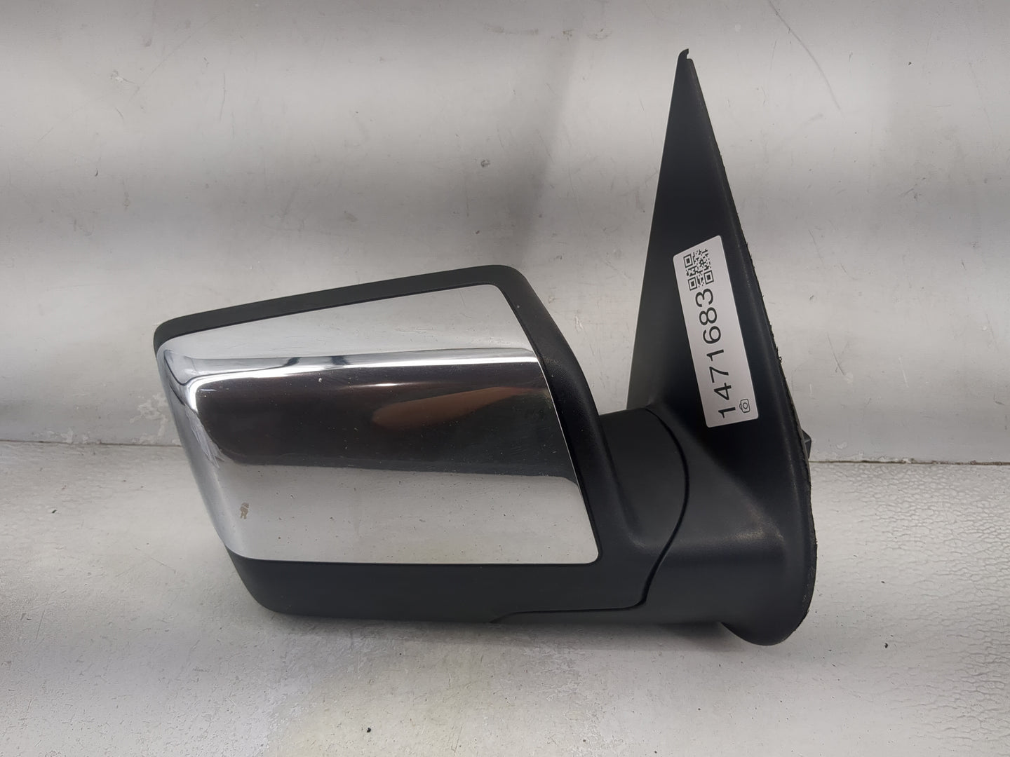 2008-2010 Mercury Mountaineer Passenger Side View Mirror - Right Door Mirror OEM Used - Oemusedautoparts1.com