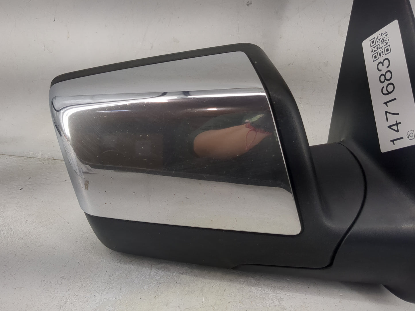 2008-2010 Mercury Mountaineer Passenger Side View Mirror - Right Door Mirror OEM Used - Oemusedautoparts1.com