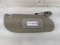 2006-2009 Mercury Mountaineer Sun Visor Shade Replacement Passenger Right Mirror Fits Fits 2006 2007 2008 2009 OEM Used Auto