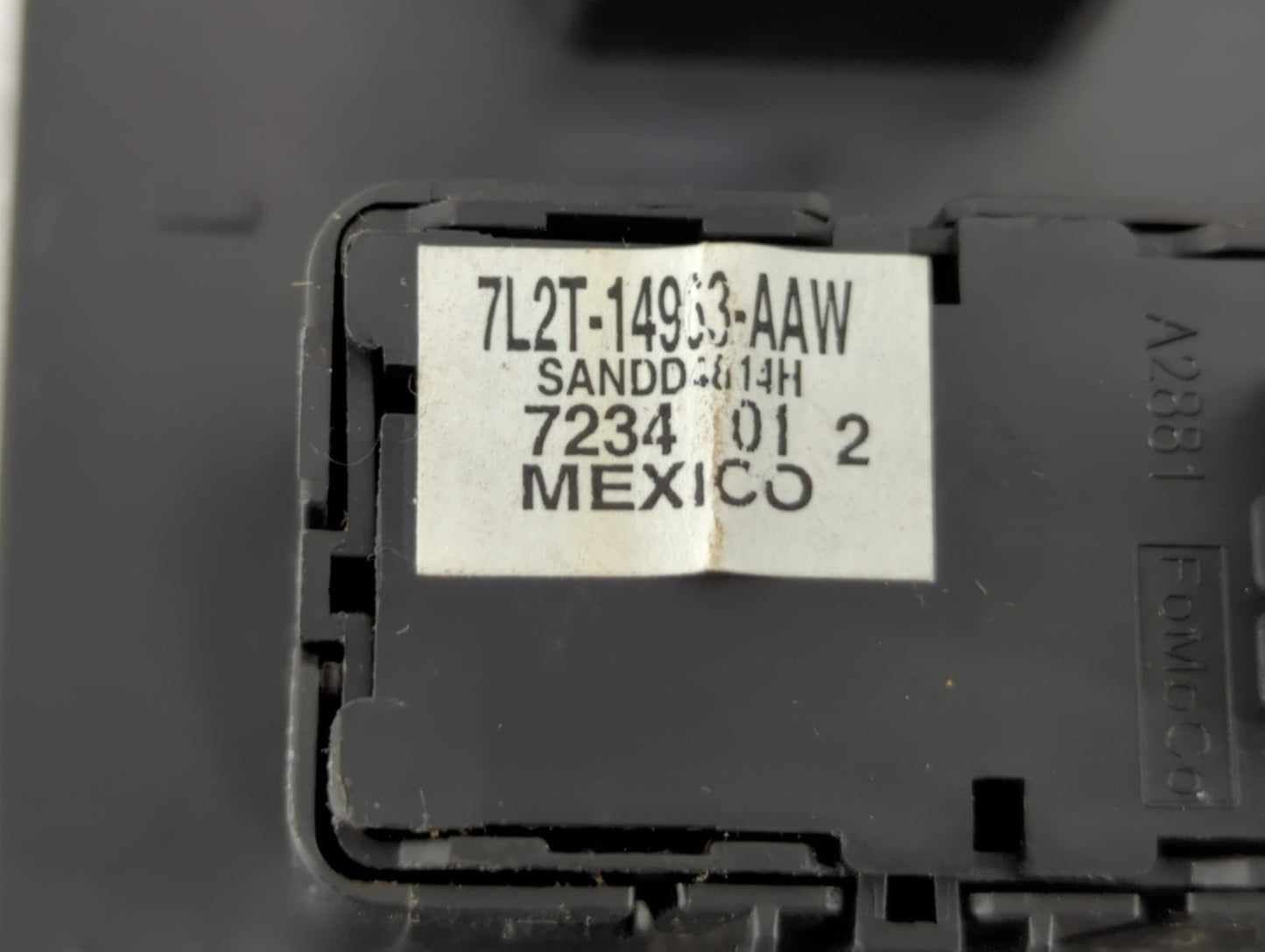 2008-2010 Mercury Mountaineer Passenger Right Power Window Switch - Oemusedautoparts1.com