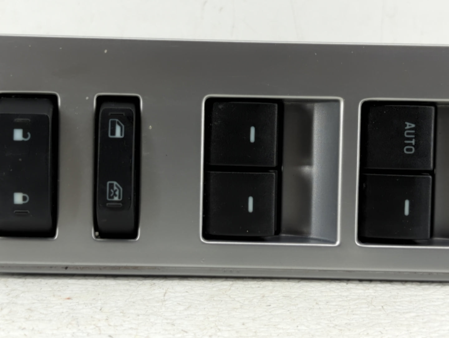 2008-2010 Mercury Mountaineer Master Power Window Switch Replacement Driver Side Left P/N:7L2T-14963-AAW 7T43-7814B363-A Fit