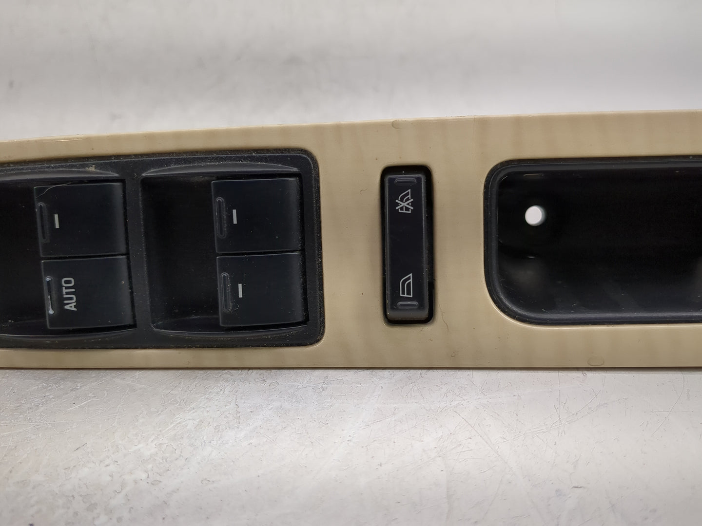 2008-2009 Mercury Sable Master Power Window Switch Replacement Driver Side Left Fits Fits 2005 2006 2007 2008 2009 OEM Used 