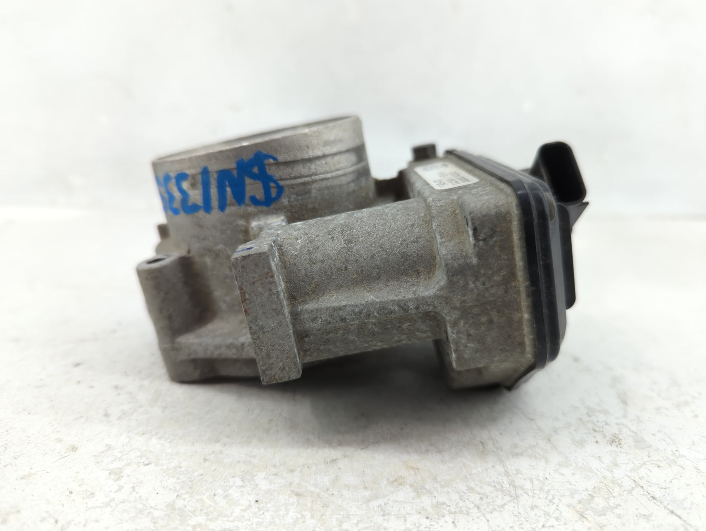 2008-2009 Mercury Sable Throttle Body P/N:VP7T4U-9E928-BA Fits Fits 2007 2008 2009 2010 2011 2012 2013 2014 OEM Used Auto Pa