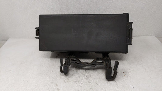 2008-2009 Mercury Sable Fusebox Fuse Box Panel Relay Module P/N:54-8799-30 8G1T-14A003-AC Fits Fits 2008 2009 OEM Used Auto 