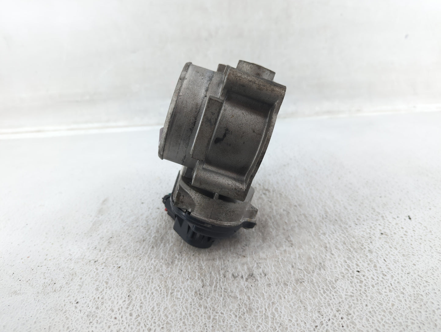 2008-2009 Mercury Sable Throttle Body P/N:7T4E-EC Fits Fits 2007 2008 2009 2010 2011 2012 2013 2014 OEM Used Auto Parts - Oe