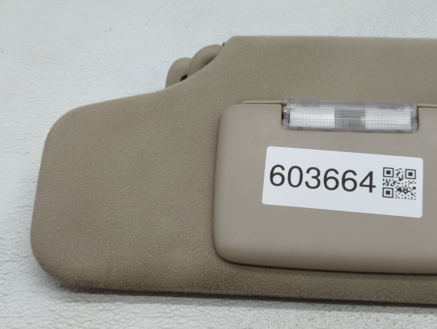 2008-2009 Mercury Sable Sun Visor Shade Replacement Driver Left Mirror Fits Fits 2008 2009 OEM Used Auto Parts - Oemusedauto