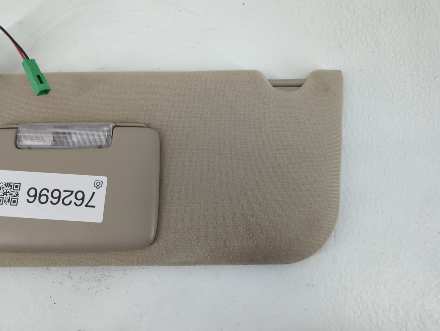 2008-2009 Mercury Sable Sun Visor Shade Replacement Driver Left Mirror Fits Fits 2008 2009 OEM Used Auto Parts - Oemusedauto