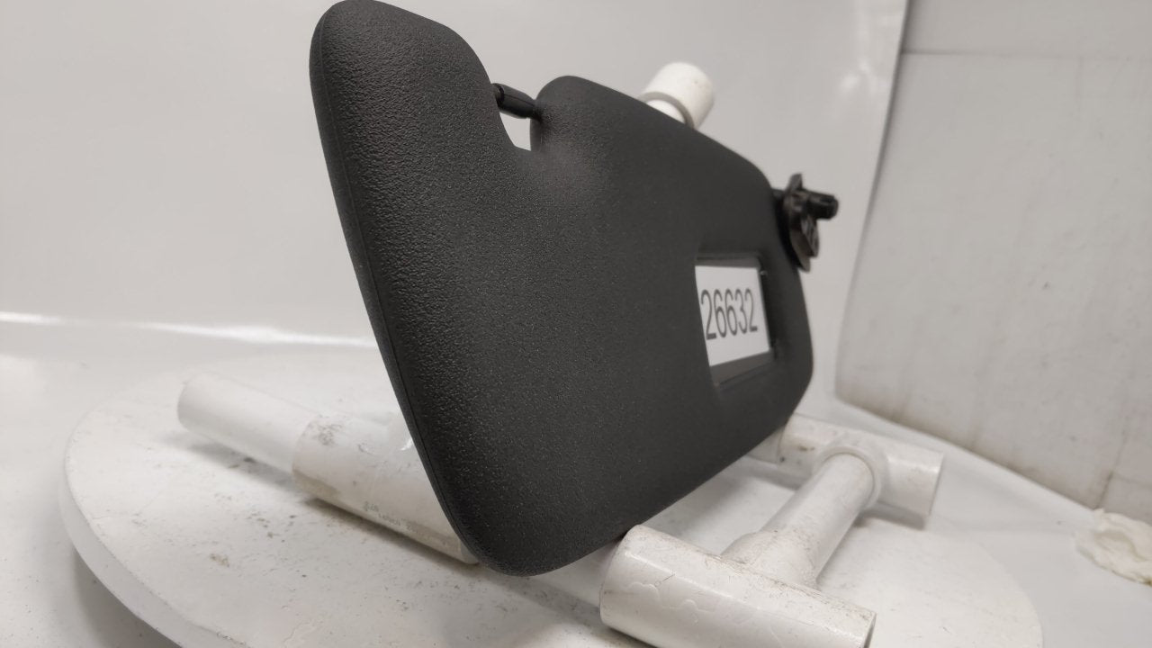 2008 Mini Clubman Sun Visor Shade Replacement Passenger Right Mirror Fits OEM Used Auto Parts - Oemusedautoparts1.com