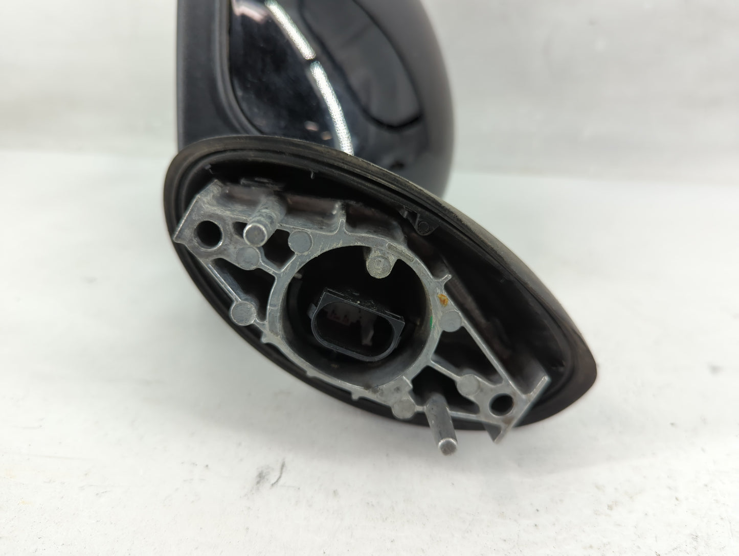 2008 Mini Cooper Passenger Right Side View Manual Door Mirror Black - Oemusedautoparts1.com
