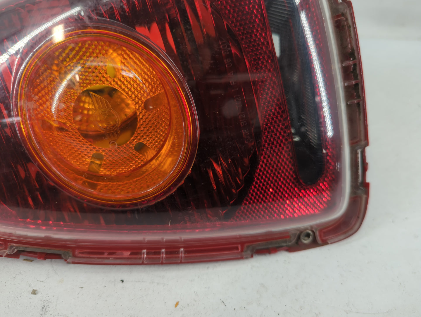 2008 Mini Cooper Tail Light Assembly Passenger Right OEM P/N:2757012 2757010 Fits OEM Used Auto Parts - Oemusedautoparts1.co