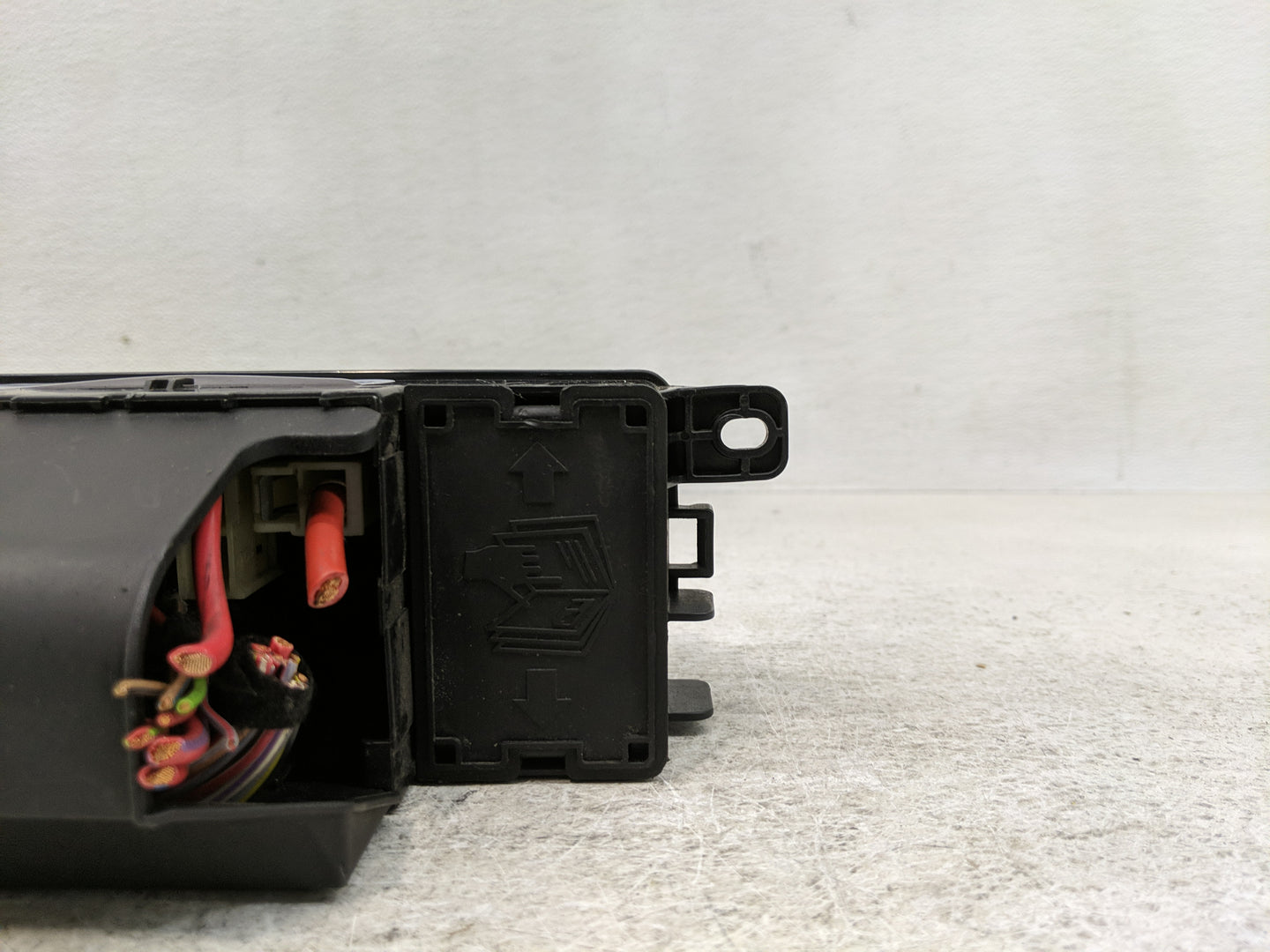 2008 Mini Cooper Fusebox Fuse Box Panel Relay Module P/N:3449504-02 Fits OEM Used Auto Parts - Oemusedautoparts1.com
