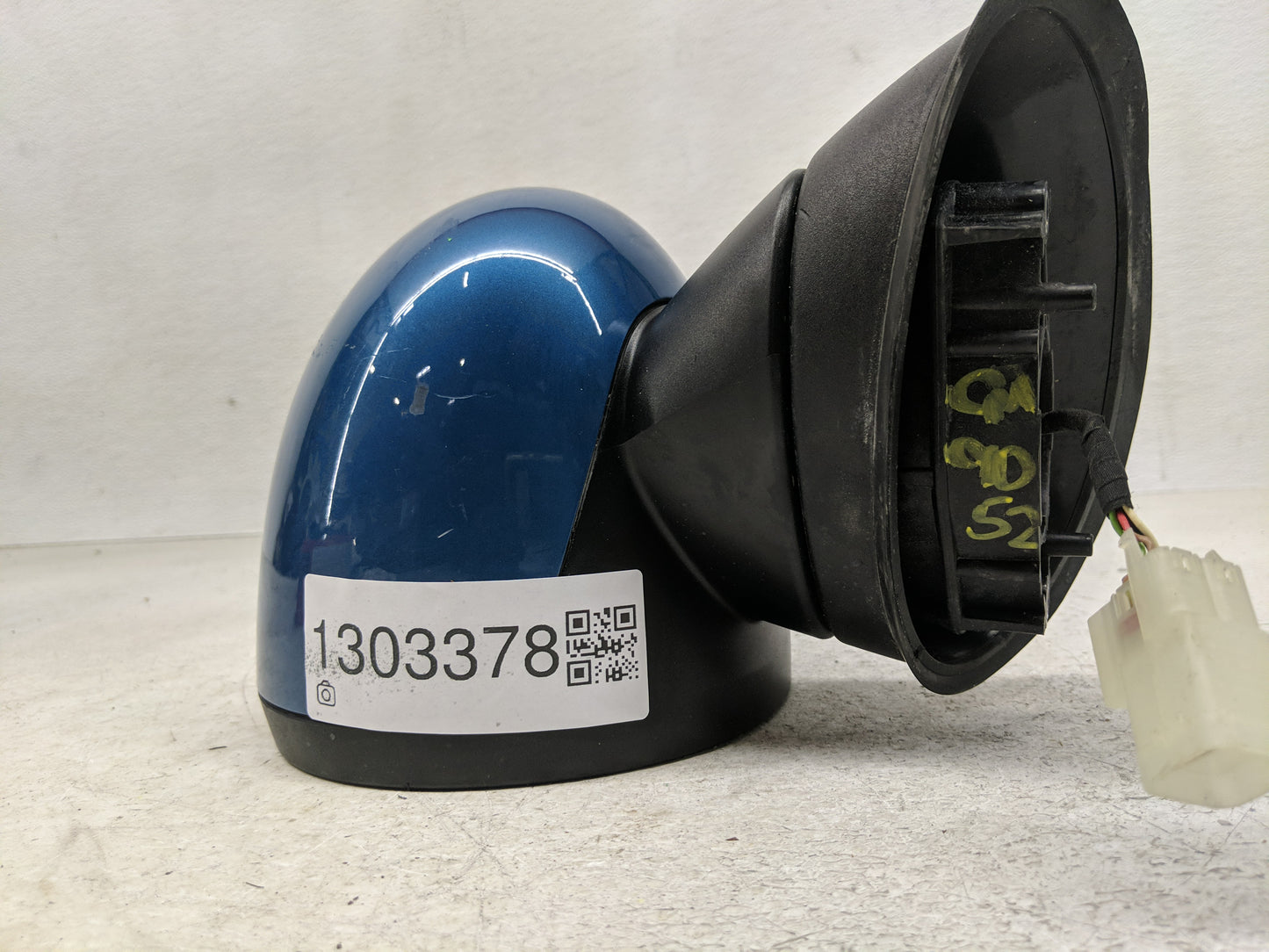 2008 Mini Cooper Driver Side View Mirror - Left Door Mirror OEM Used - Oemusedautoparts1.com
