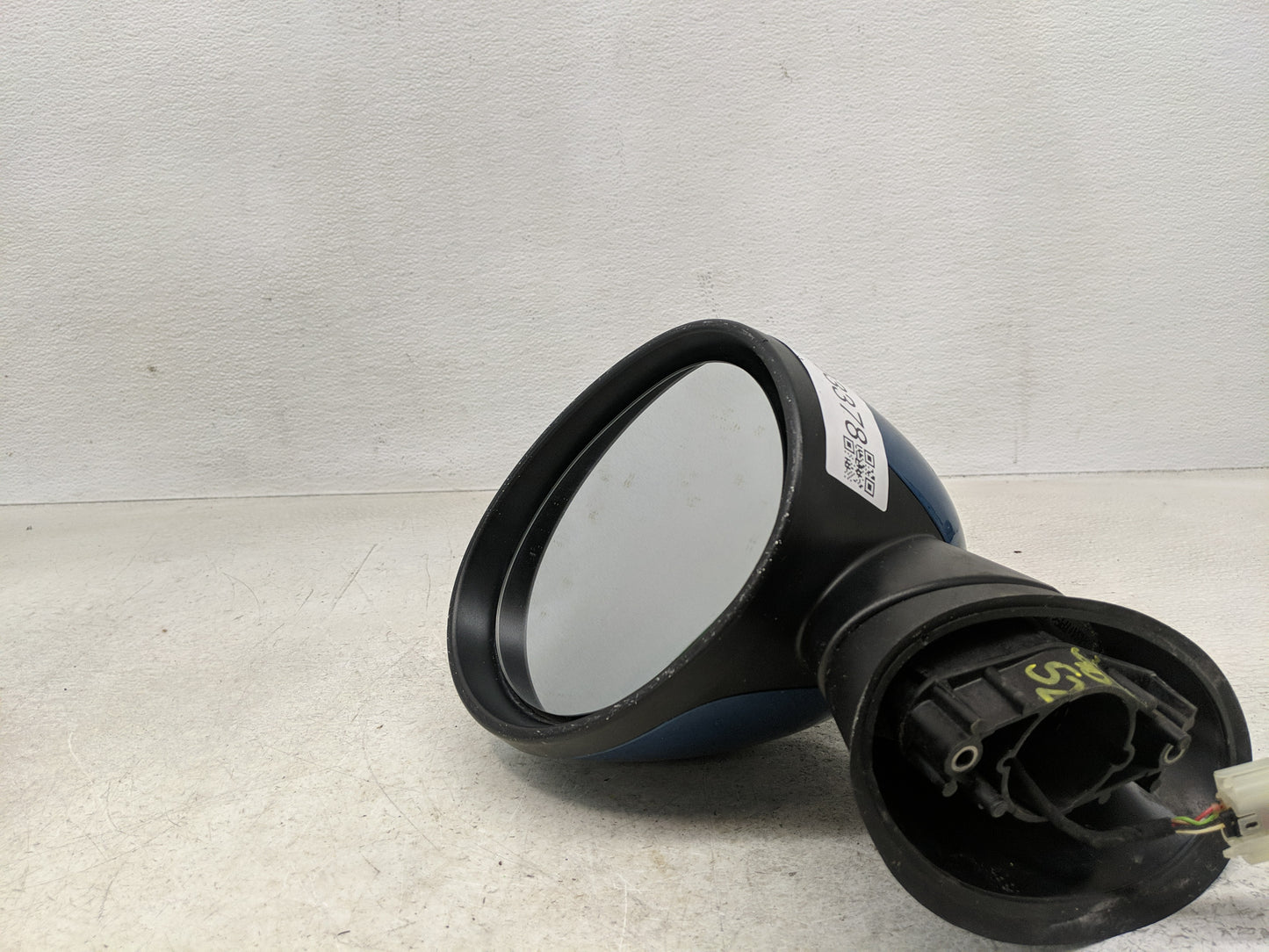 2008 Mini Cooper Driver Side View Mirror - Left Door Mirror OEM Used - Oemusedautoparts1.com