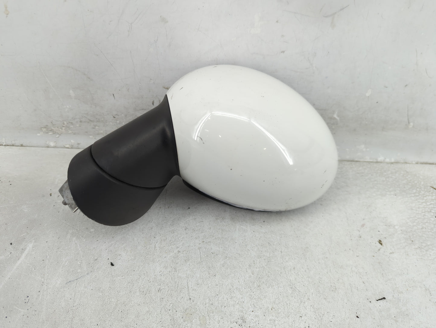 2008-2014 Mini Cooper Driver Side View Mirror - Left Door Mirror OEM Used - Oemusedautoparts1.com