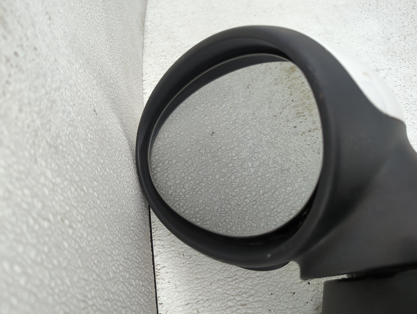 2008-2014 Mini Cooper Driver Side View Mirror - Left Door Mirror OEM Used - Oemusedautoparts1.com