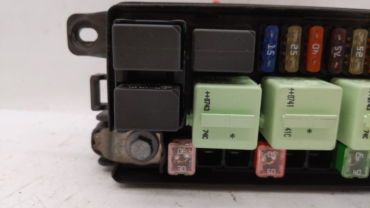 2008-2009 Mini Cooper Fusebox Fuse Box Panel Relay Module P/N:3449504 Fits Fits 2008 2009 OEM Used Auto Parts - Oemusedautop
