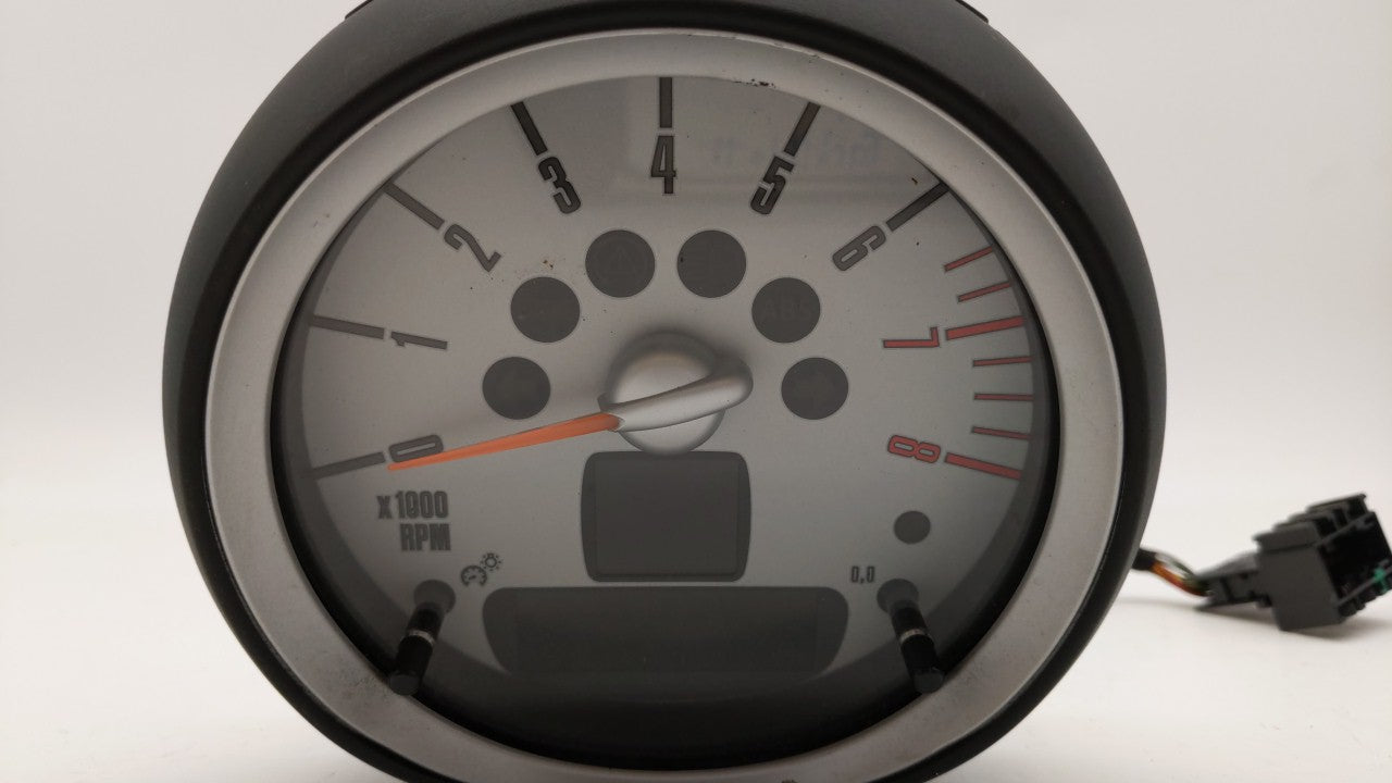 2008-2010 Mini Cooper Instrument Cluster Speedometer Gauges P/N:9 139 513 9 153 404, 9 201 405, 9 178 749 Fits Fits 2008 200