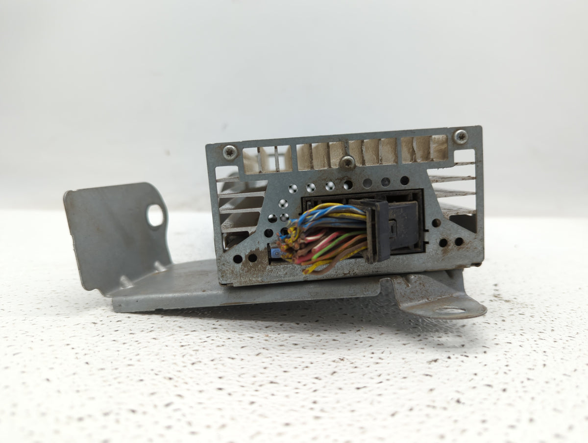 2008-2009 Mini Cooper Radio AM FM Cd Player Receiver Replacement P/N:087554187 Fits 2008 2009 OEM Used Auto Parts - Oemuseda