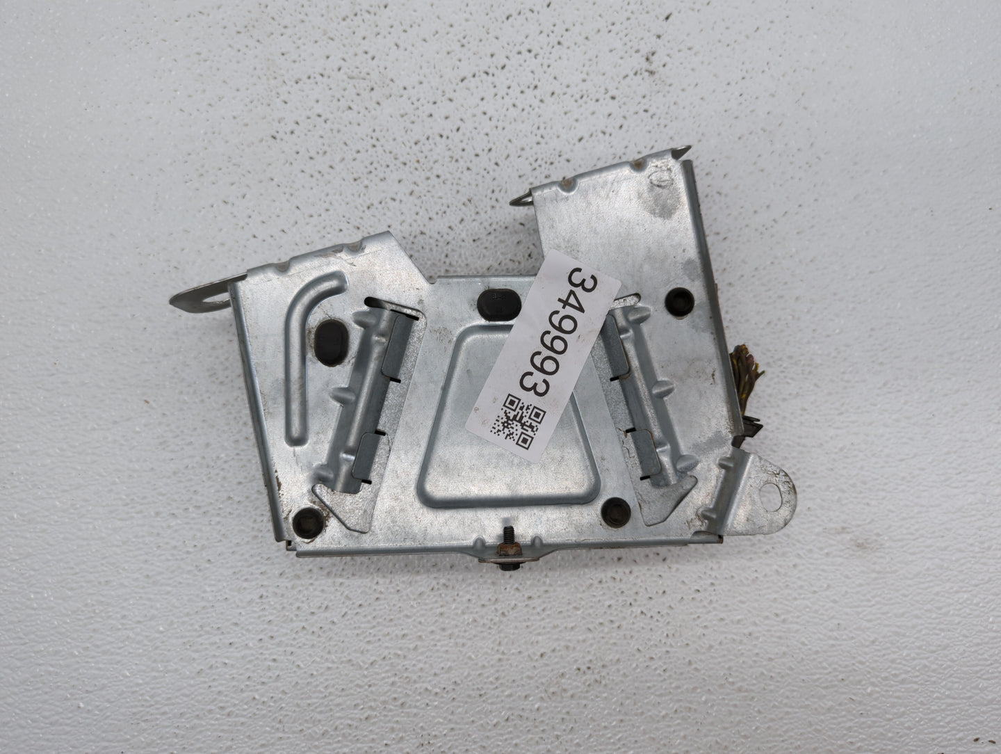 2008-2009 Mini Cooper Radio AM FM Cd Player Receiver Replacement P/N:087554187 Fits Fits 2008 2009 OEM Used Auto Parts - Oem