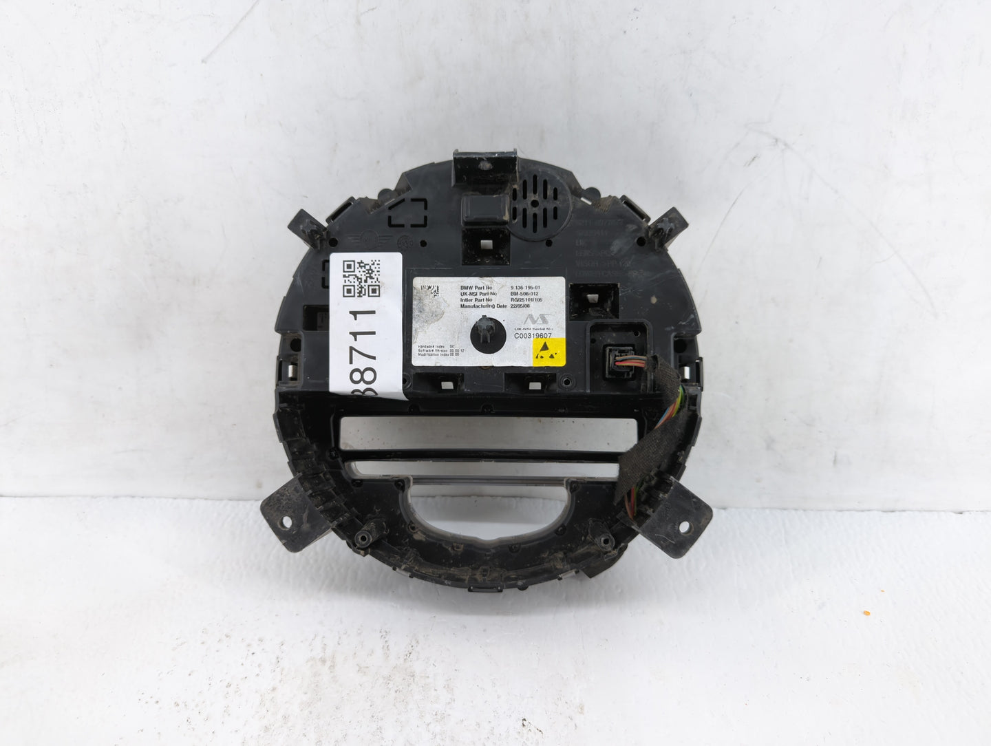 2008-2010 Mini Cooper Instrument Cluster Speedometer Gauges P/N:9 125 929 67379411, 9 232 433, BM-508-932 Fits Fits 2008 200