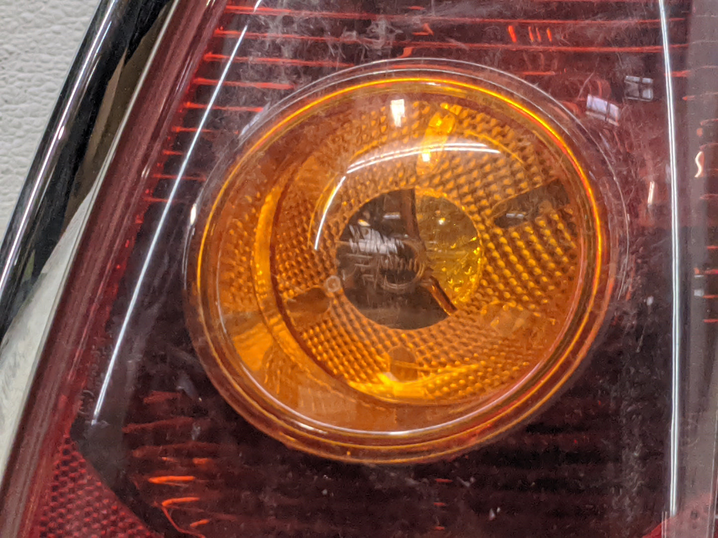 2008 Mini Cooper Tail Light Assembly Passenger Right OEM P/N:2757012 2757010 Fits OEM Used Auto Parts - Oemusedautoparts1.co