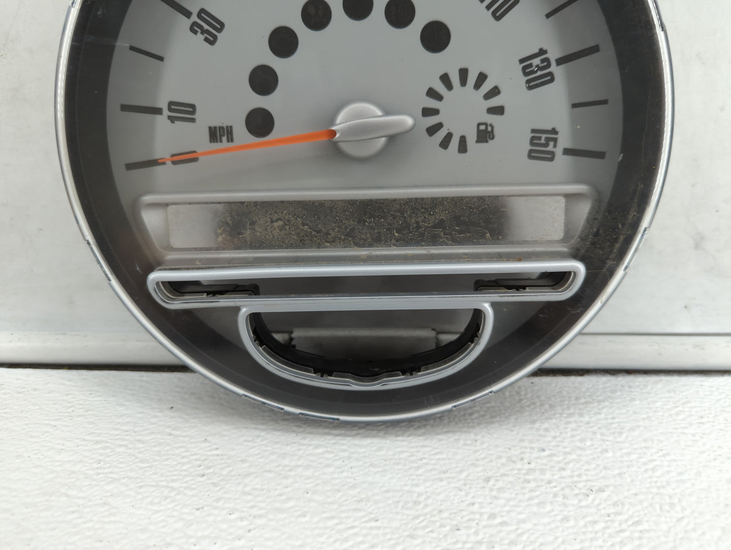 2008-2010 Mini Cooper Instrument Cluster Speedometer Gauges P/N:9 125 929 67379411, 9 232 433, BM-508-932 Fits Fits 2008 200