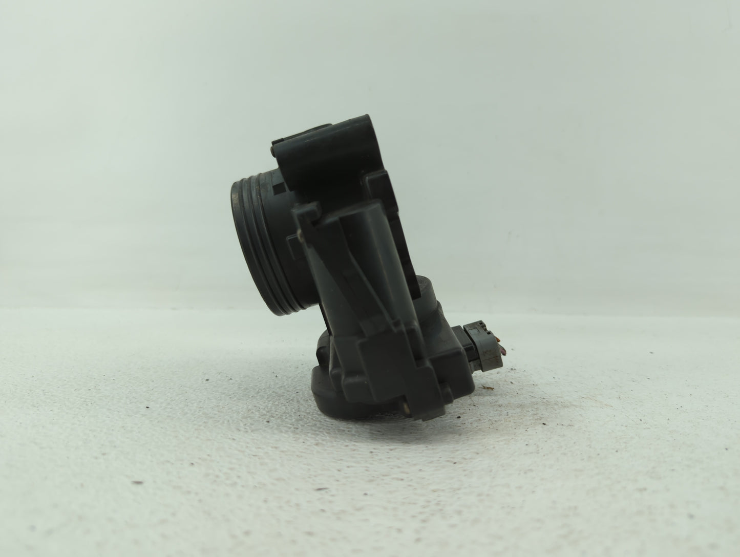 2008 Mini Cooper Throttle Body P/N:757669780 7557222 Fits OEM Used Auto Parts - Oemusedautoparts1.com