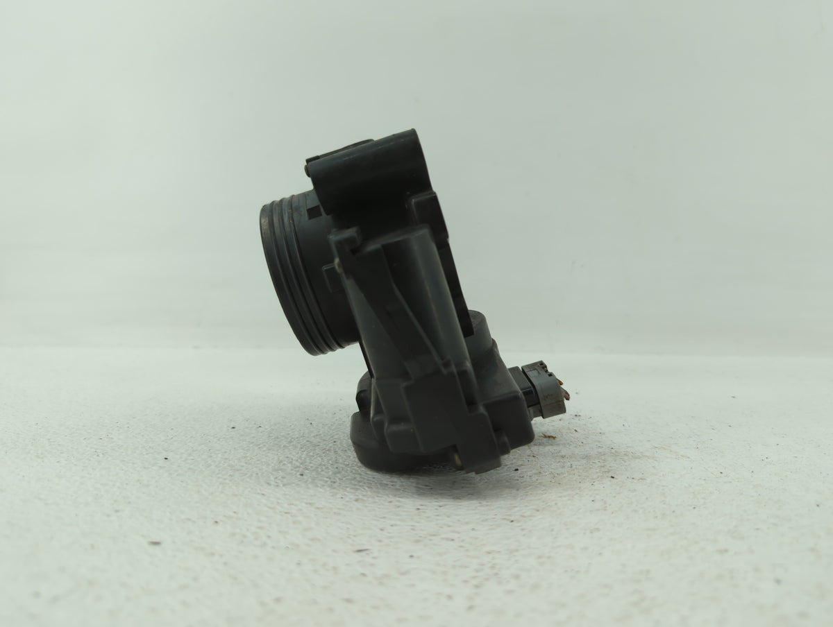 2007-2008 Mini Cooper Throttle Body P/N:757669780 7557222 Fits Fits 2007 2008 OEM Used Auto Parts - Oemusedautoparts1.com