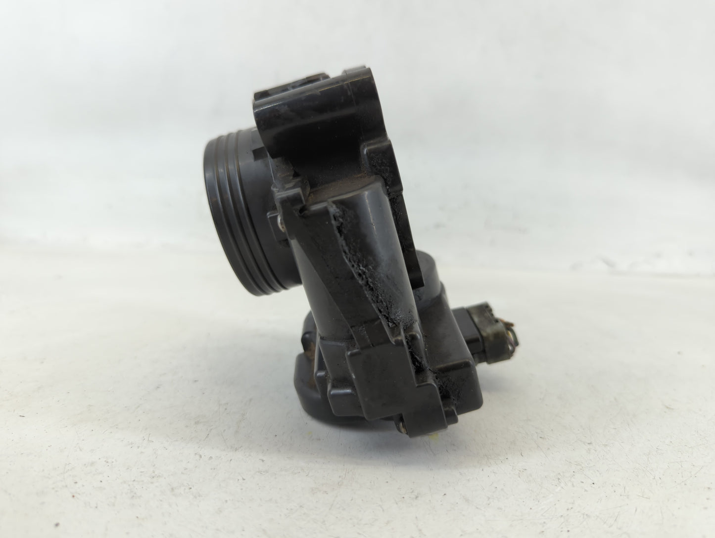 2008 Mini Cooper Throttle Body P/N:7576697 80-02 Fits OEM Used Auto Parts - Oemusedautoparts1.com