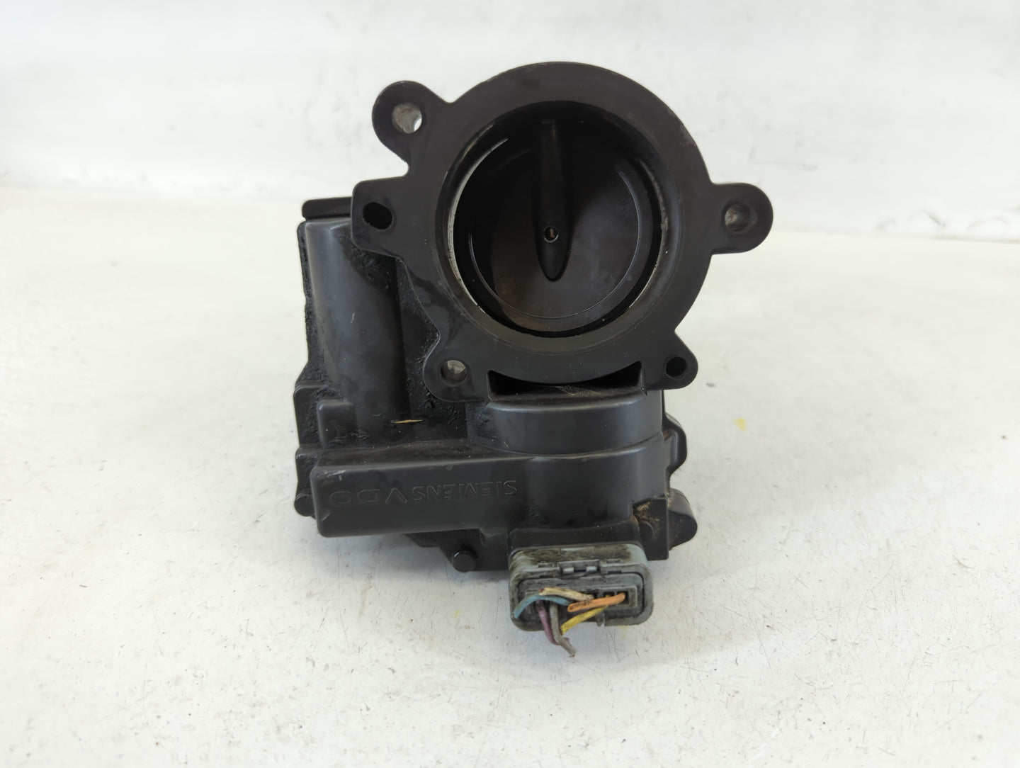 2008 Mini Cooper Throttle Body P/N:7576697 80-02 Fits OEM Used Auto Parts - Oemusedautoparts1.com