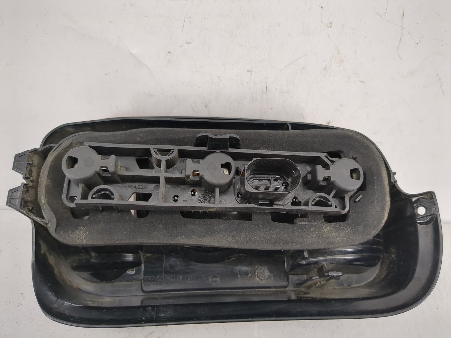 2008 Mini Cooper Clubman Tail Light Assembly Passenger Right OEM P/N:03.384.50 03.384.00, 7167412 Fits Fits 2009 2010 OEM Us