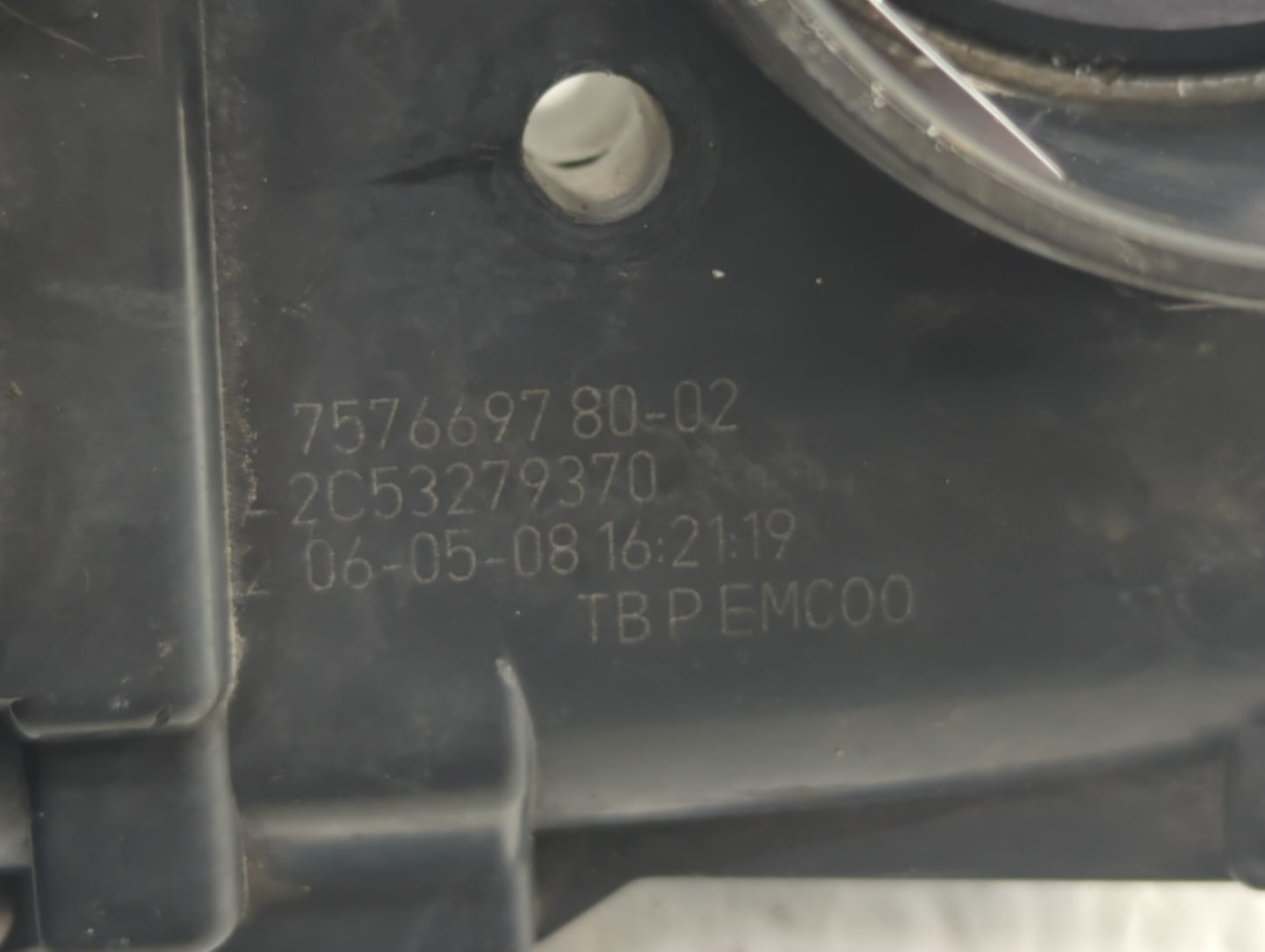 2008 Mini Cooper Clubman Throttle Body P/N:757669780-02 757669780-05 Fits Fits 2009 2010 2011 2012 2013 OEM Used Auto Parts 