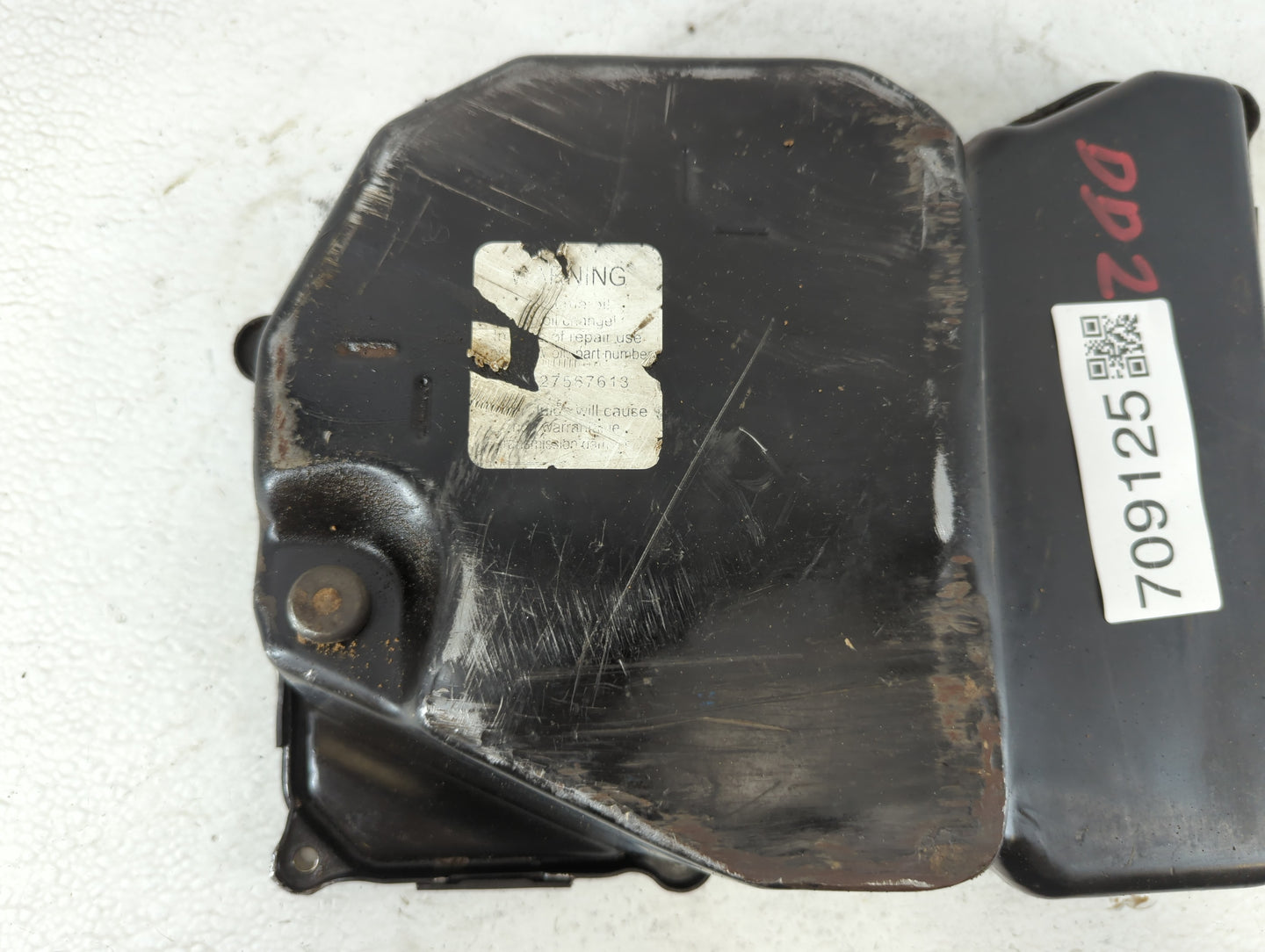 2008 Mini Cooper Clubman Engine Oil Pan Fits OEM Used Auto Parts - Oemusedautoparts1.com