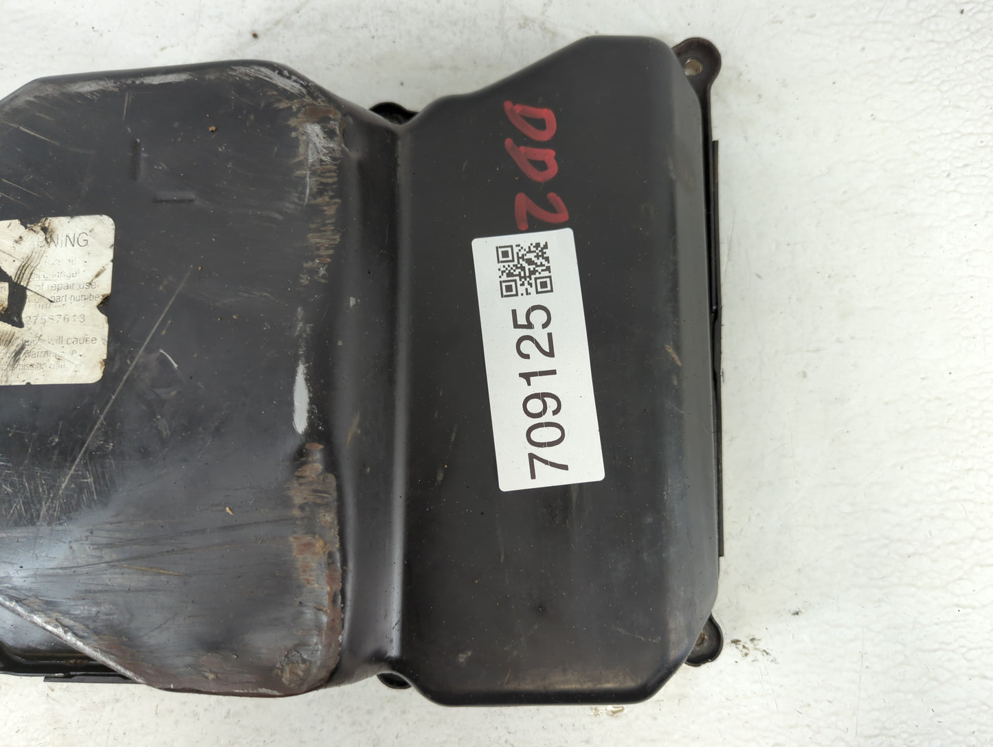 2008 Mini Cooper Clubman Engine Oil Pan Fits OEM Used Auto Parts - Oemusedautoparts1.com