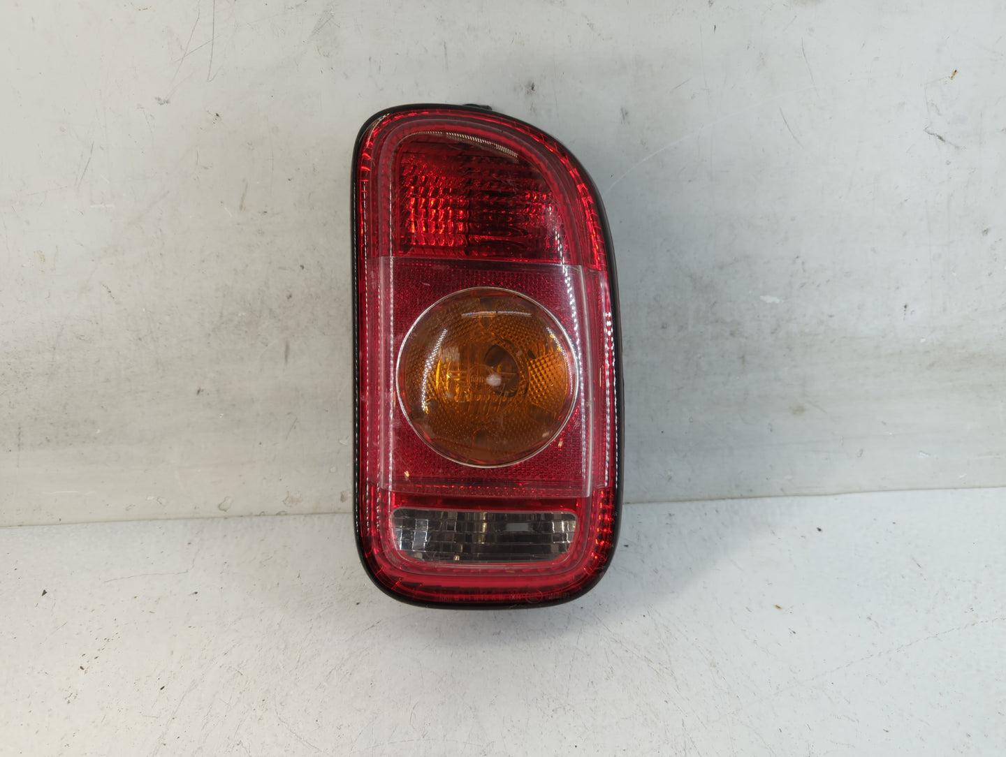2008 Mini Cooper Clubman Tail Light Assembly Passenger Right OEM P/N:0338400 Fits Fits 2009 2010 OEM Used Auto Parts - Oemus