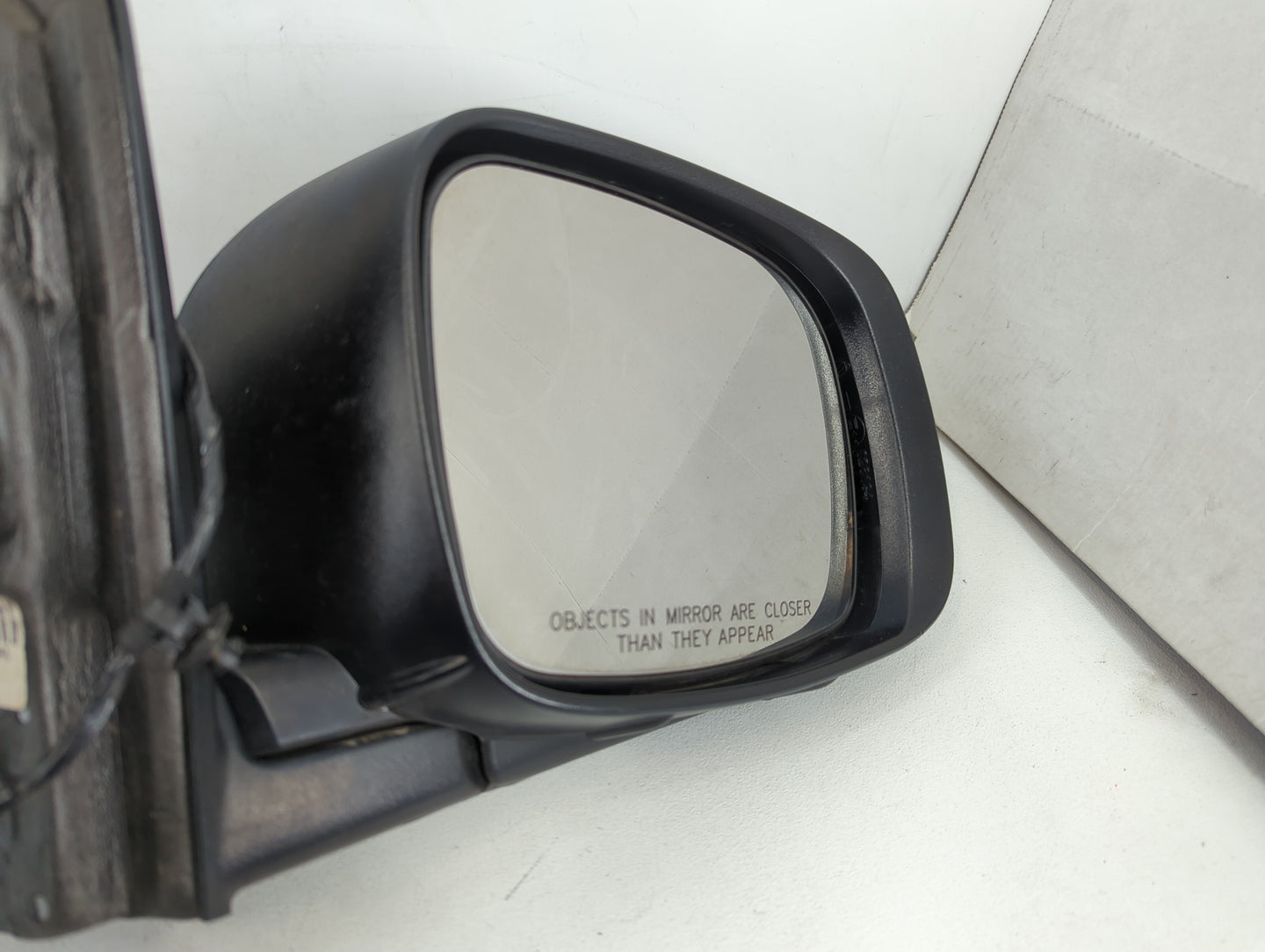 2008 Mini Cooper Countryman Driver Side View Mirror - Left Door Mirror OEM Used - Oemusedautoparts1.com