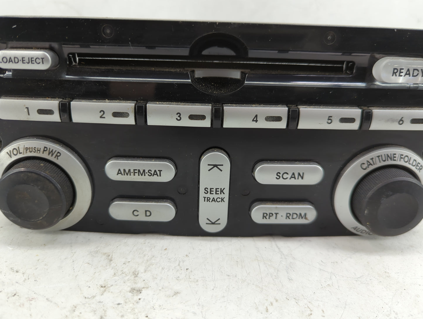 2007-2011 Mitsubishi Endeavor Radio Control Panel - Oemusedautoparts1.com