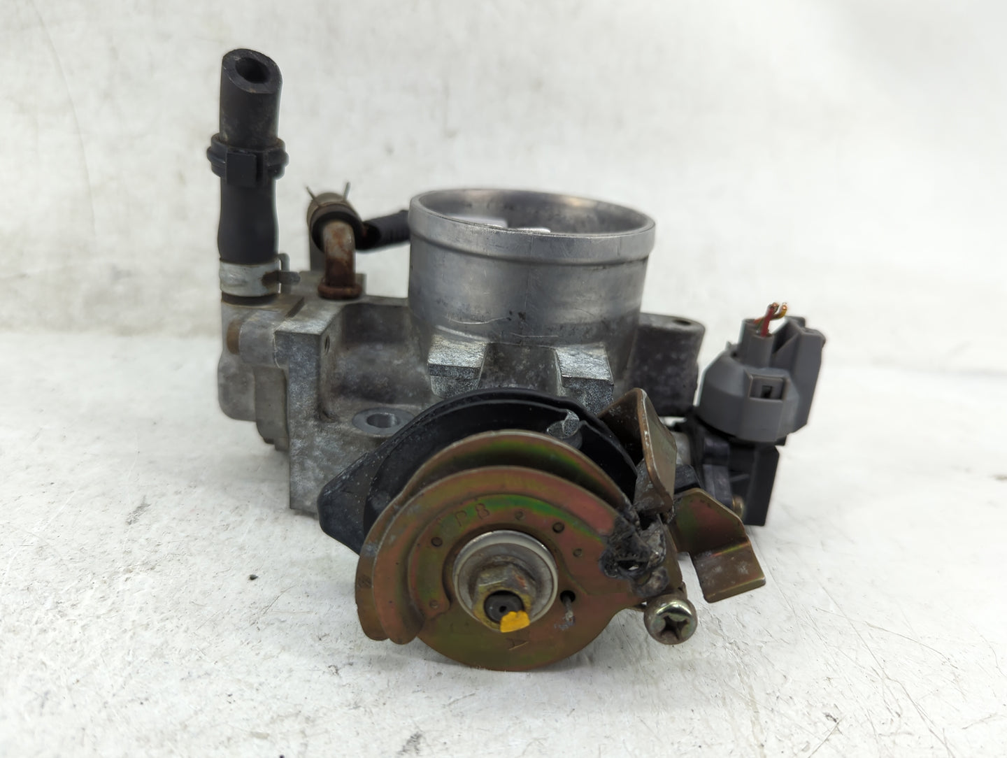 2004-2012 Mitsubishi Galant Throttle Body P/N:079800-4250 Fits Fits 2004 2005 2006 2007 2008 2009 2010 2011 2012 OEM Used Au