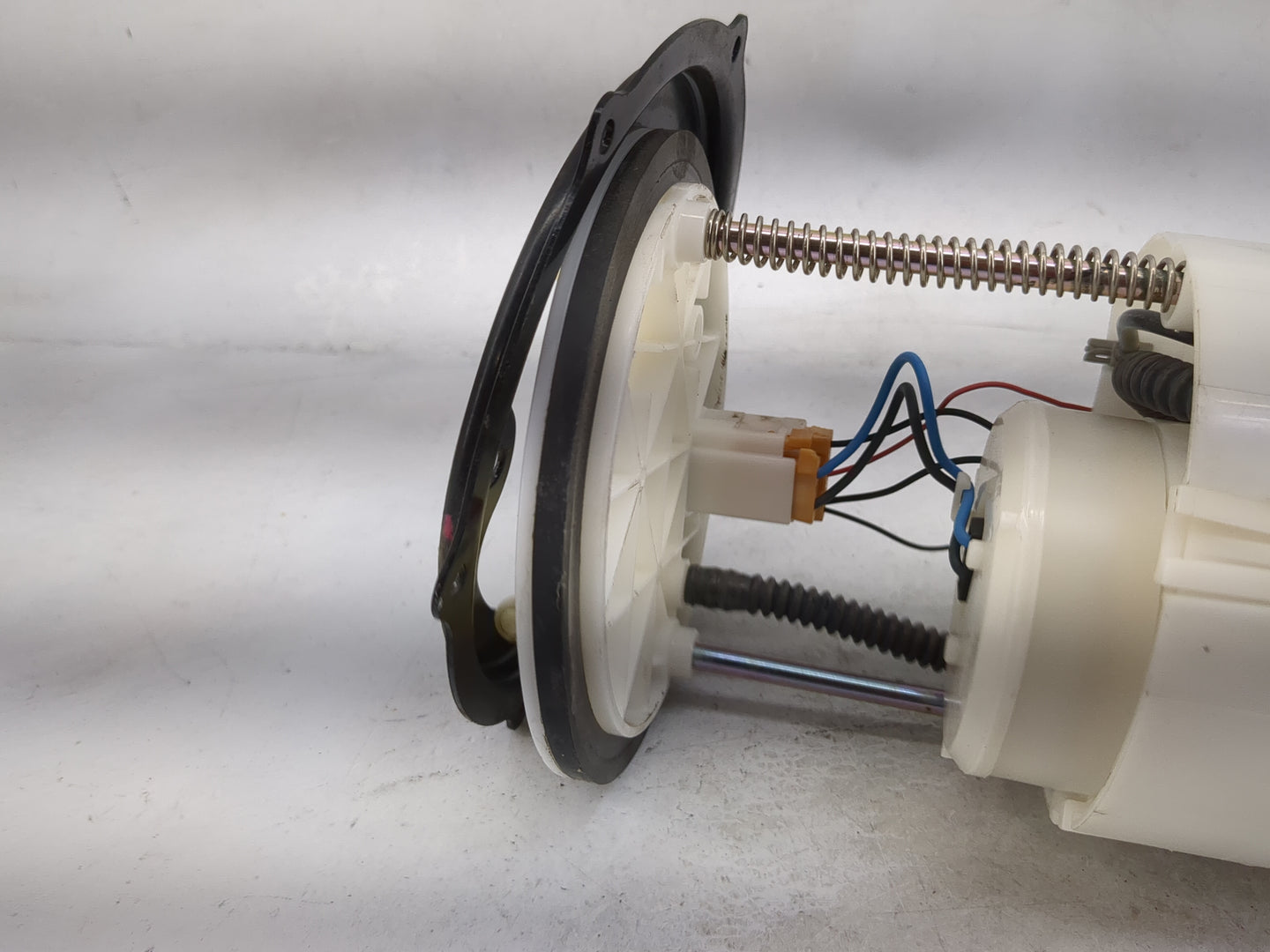 2008-2015 Mitsubishi Lancer Electrical Gas Fuel Pump Assembly - Oemusedautoparts1.com