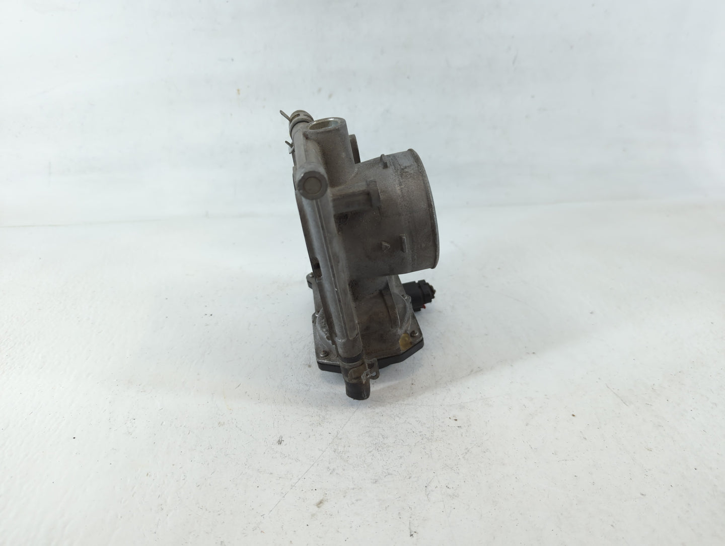 2008 Mitsubishi Lancer Throttle Body P/N:6E5G-A P981N Fits OEM Used Auto Parts - Oemusedautoparts1.com