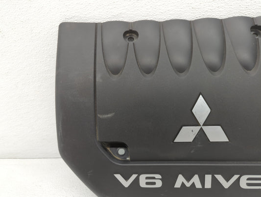 2008 Mitsubishi Outlander Engine Cover