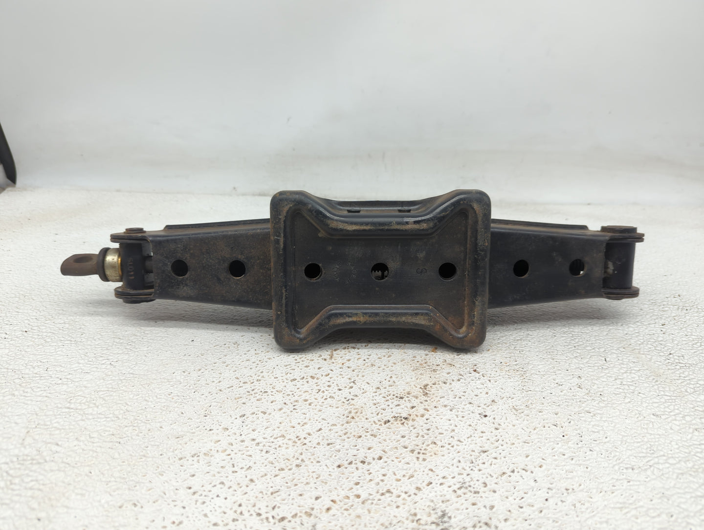 2008 Nissan 350z Spare Scissor Car Jack 1414197 - Oemusedautoparts1.com