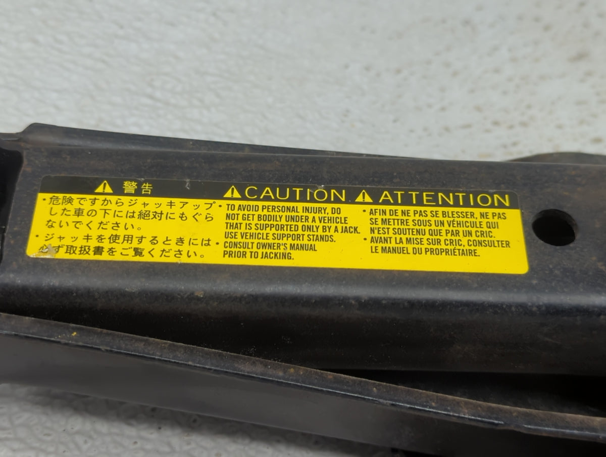 2008 Nissan 350z Spare Scissor Car Jack 1414197 - Oemusedautoparts1.com
