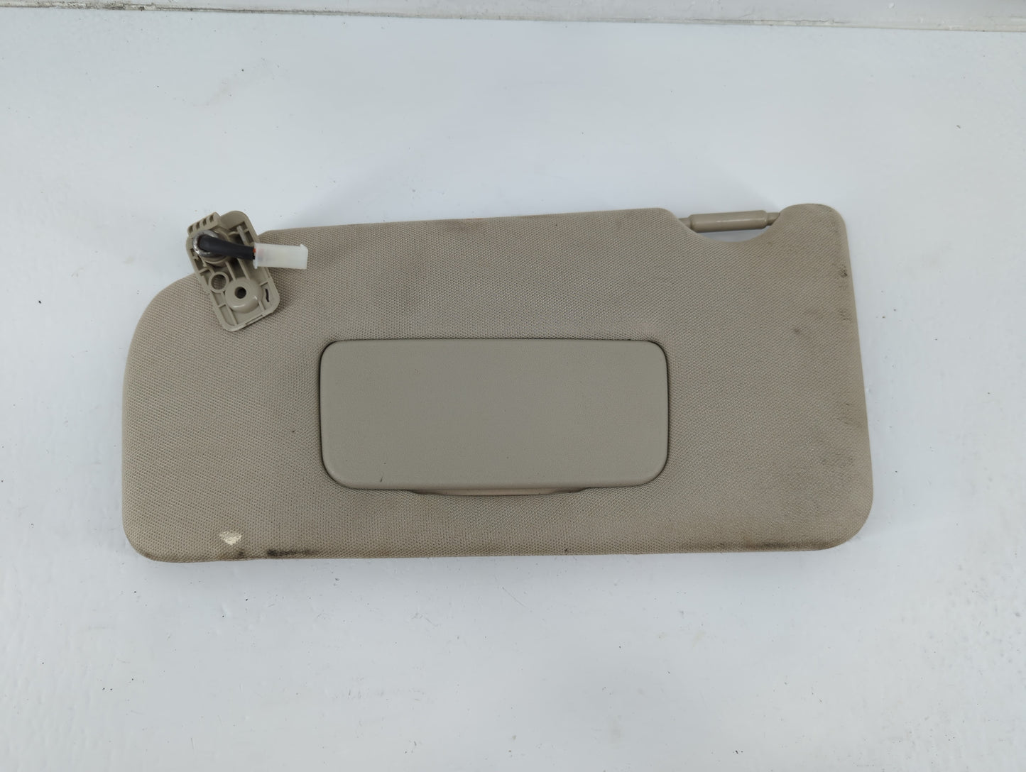 2007-2008 Nissan Altima Sun Visor Shade Replacement Passenger Right Mirror Fits Fits 2007 2008 OEM Used Auto Parts - Oemused